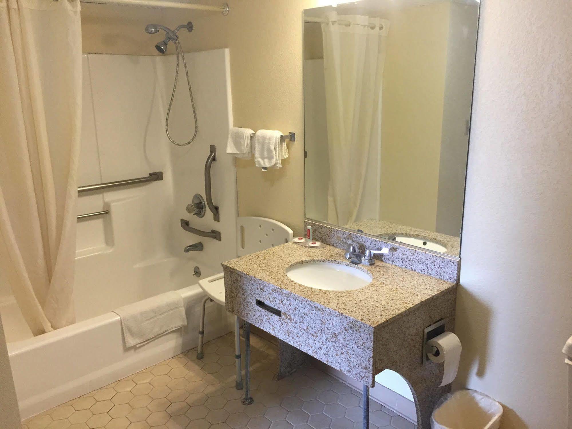 Quality Inn Thomson Luaran gambar